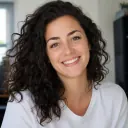 Daniella W